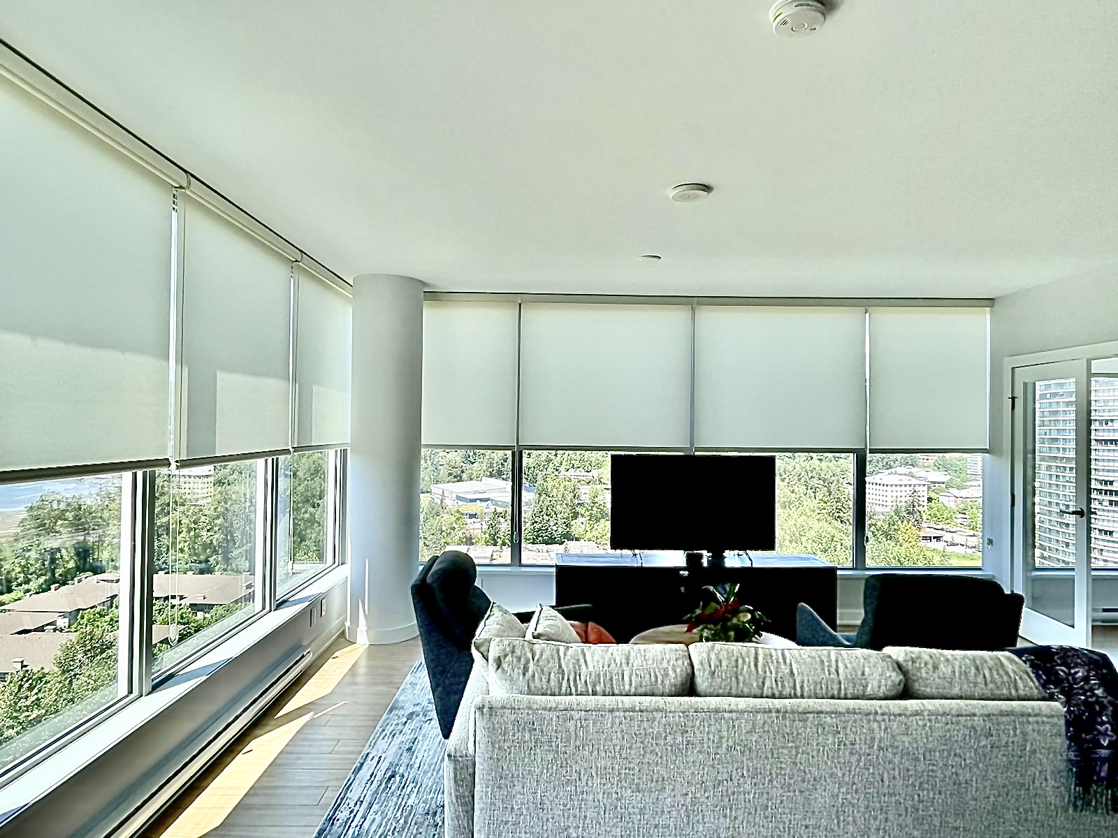 CURTAINS VS BLINDS: WHICH IS BETTER?