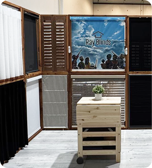 Display of blinds with table
