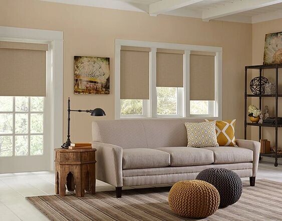 Cozy living room with blinds.
